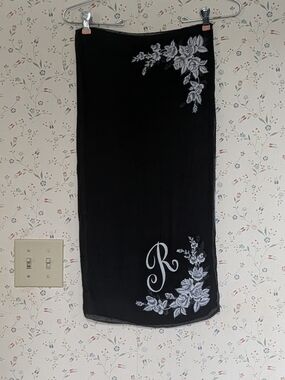🖤 Scarf Sheer White Floral Vintage Monogram R Headscarf Neck Scarf Square